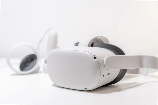 Apple Plans for Lower-Cost Version of Vision Pro Headset | Specifications Leak