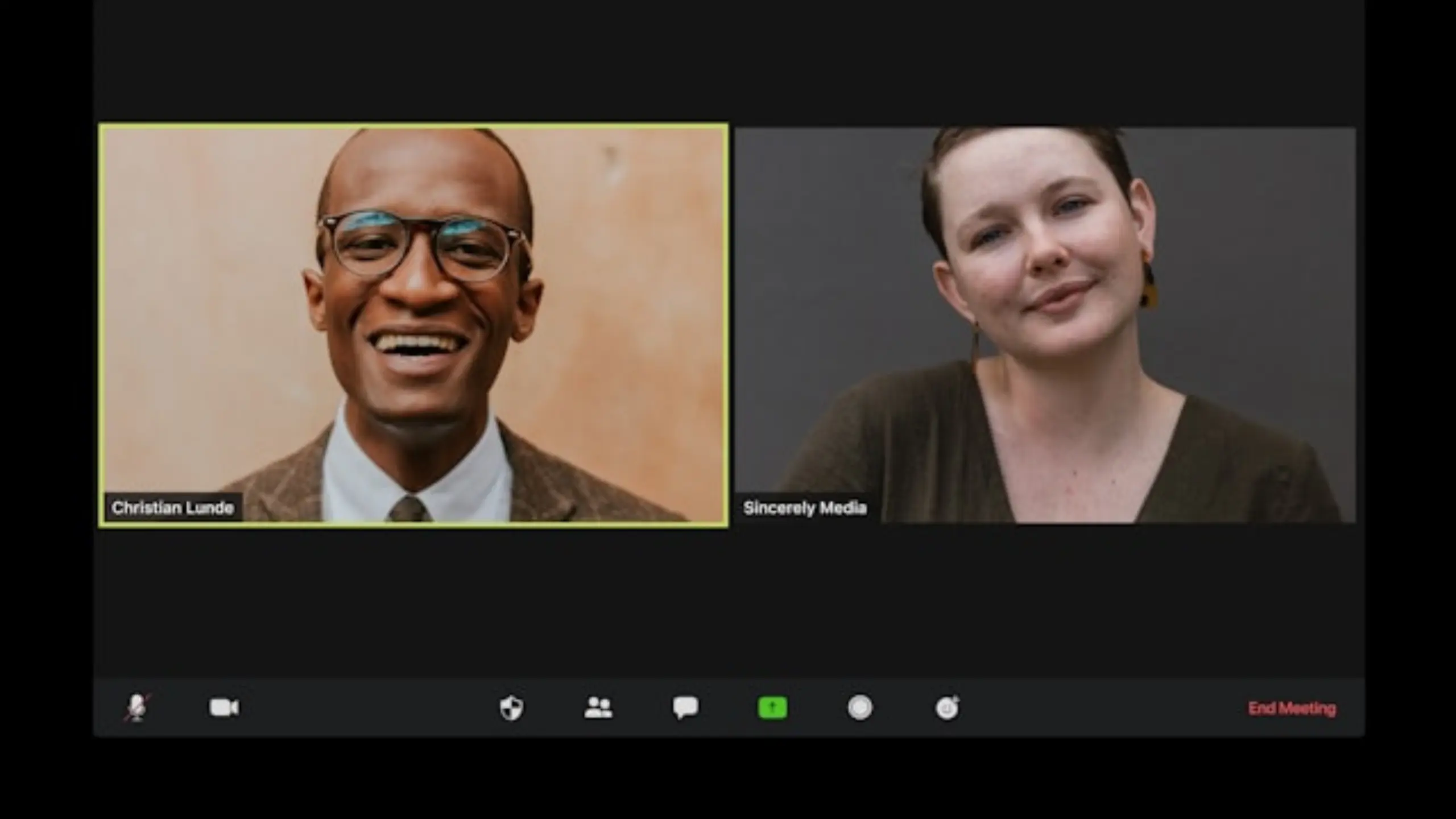An Accenture employee wants to create a meeting summary during a Teams call. How can they do this using generative Al?